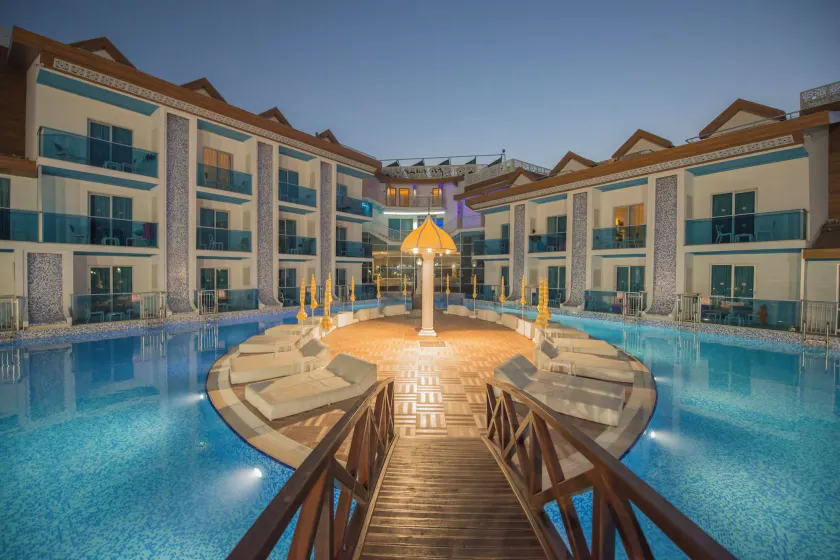 Ocean Blue High Class Hotel & SPA - Image 1