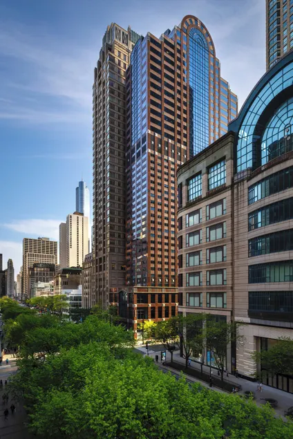 Omni Chicago Hotel - Image 1