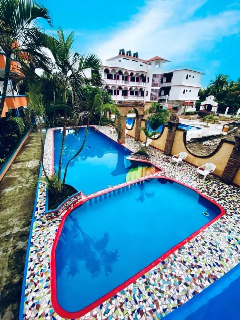 Hotel Real del Quijote a sólo 50 metros de la playa - Image 1