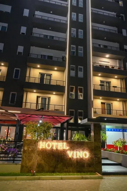 Hotel Vino - Image 1
