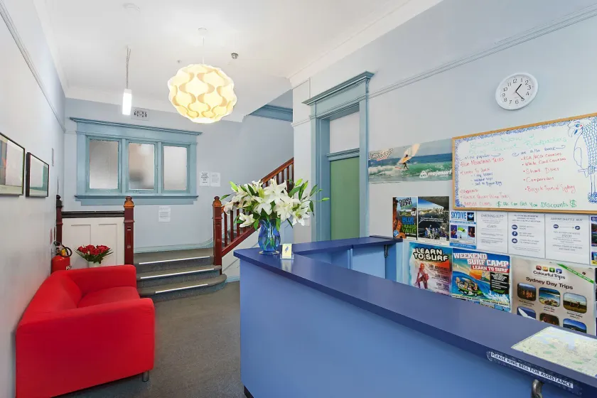 Lil Roo - PodBed Hostel - Réception