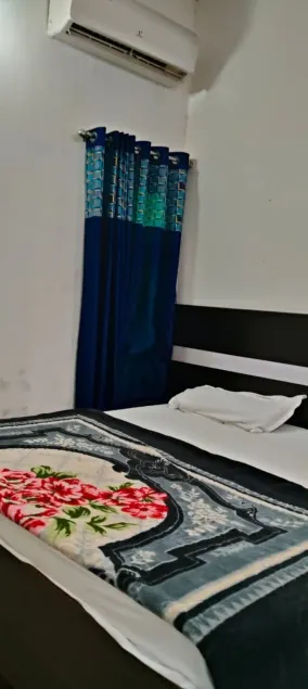 Hotel O City Centre Rudrapur Formerly Yuvraj Guest House - Image 1