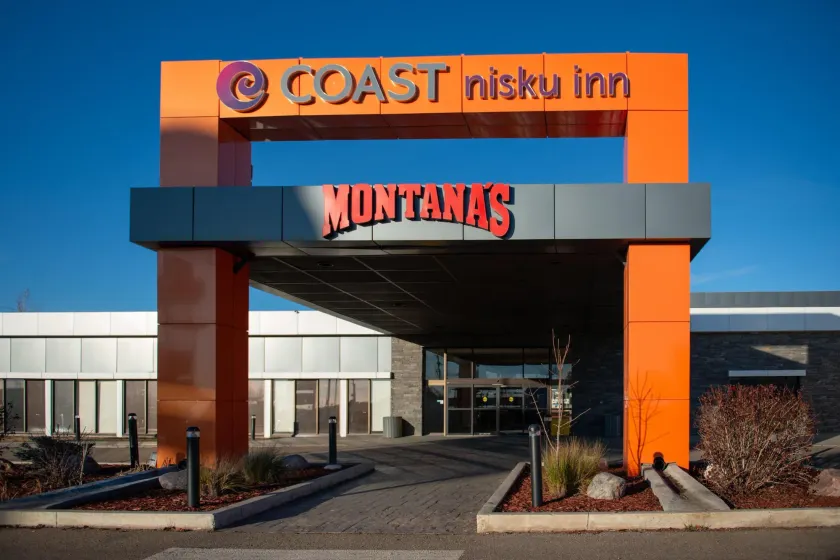 Coast Nisku Inn & Conference Centre - Image 1