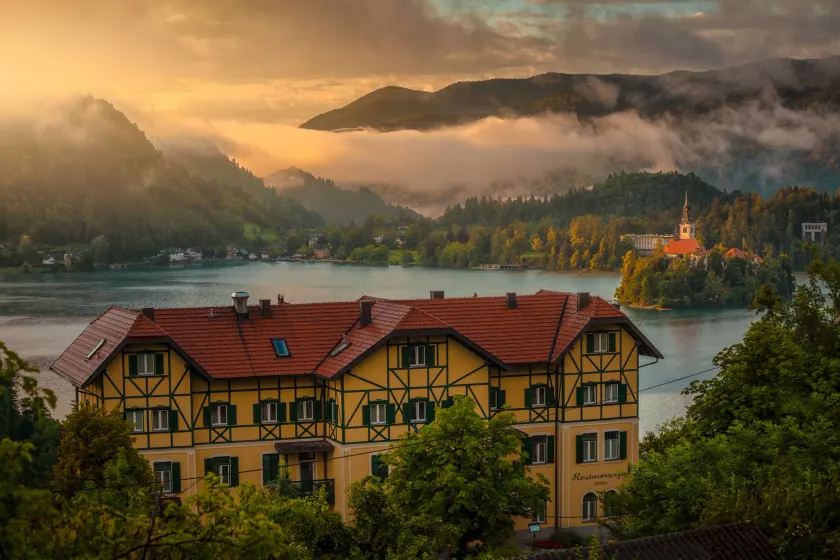 Hotel Triglav - Image 1