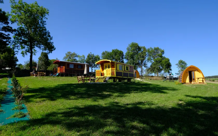 Les Roulottes de la Ferme des Chanaux - Image 1