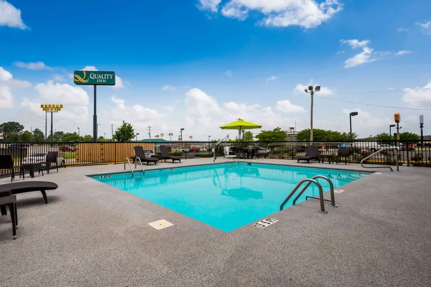 Quality Inn Cullman I-65 Exit 310 - Image 1