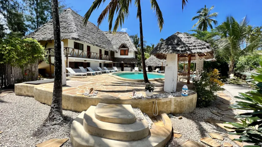 Oleza Boutique Hotel - Image 1