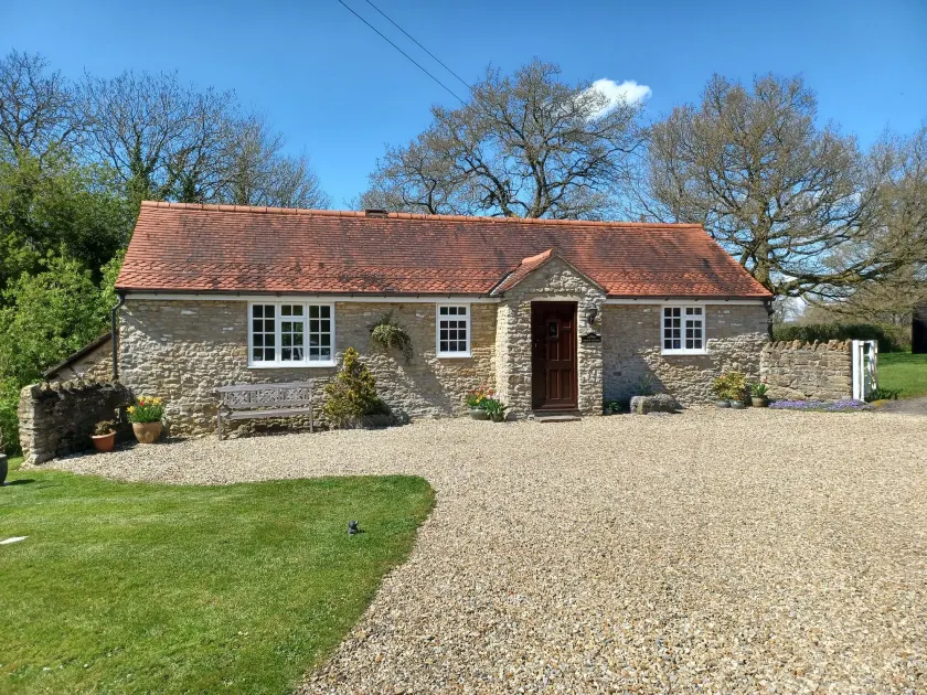 Magpie Cottage - Image 1