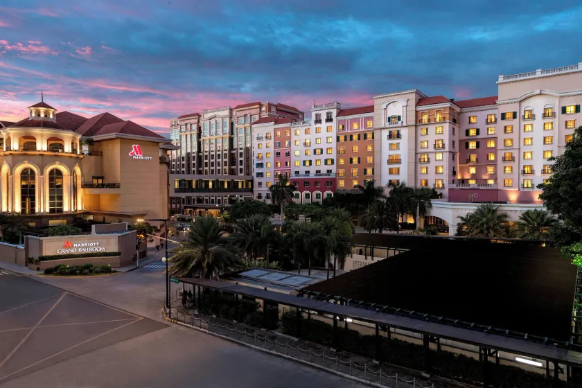 Manila Marriott Hotel at Newport World Resorts - Image 1