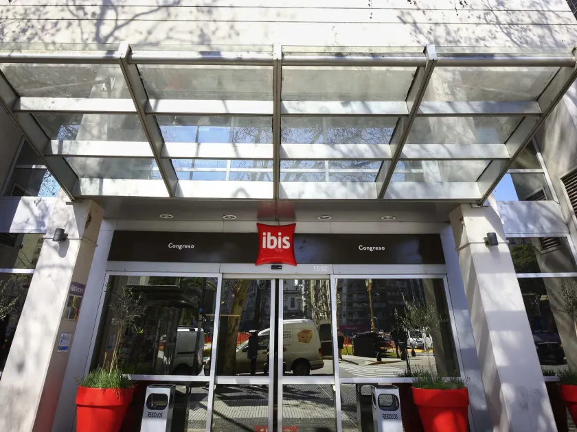 Ibis Buenos Aires - Image 1