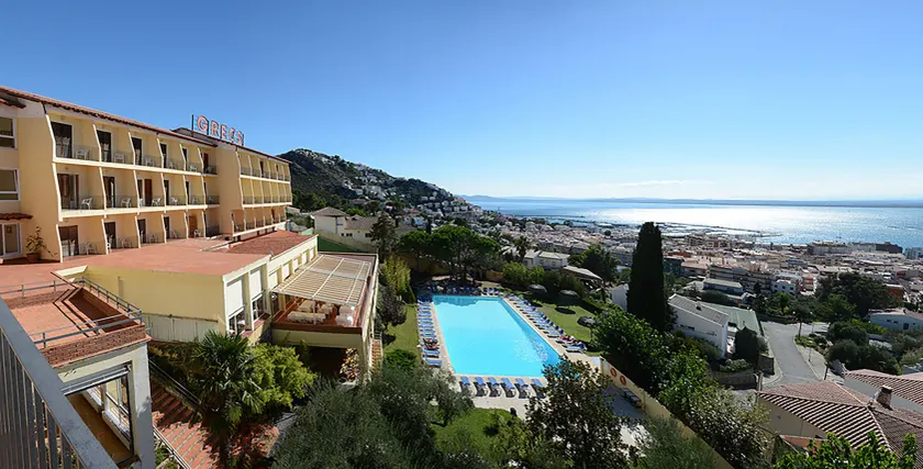 Hotel Grecs - Image 1