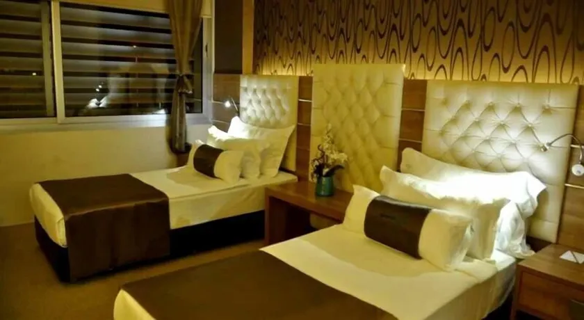 Orty Airport Hotel - Image 1