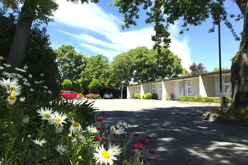 Ashleigh Court Motel-Christchurch Hagley Park - Image 1