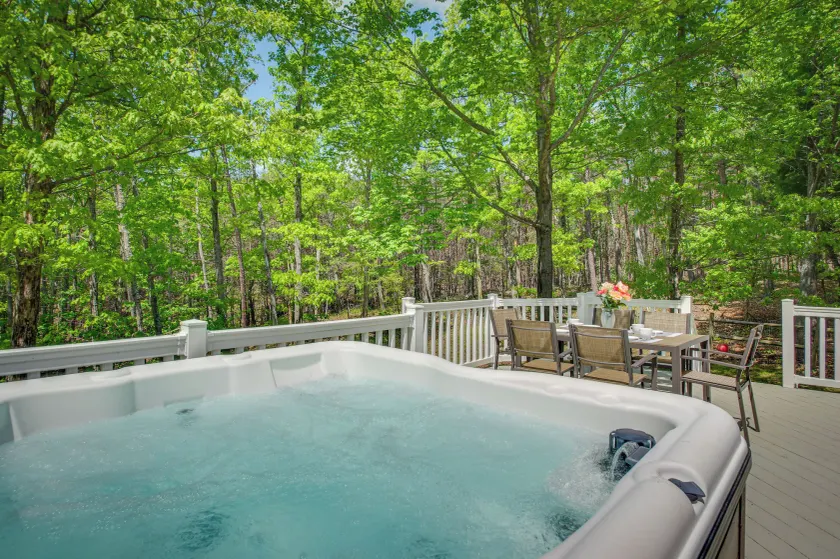 Massanutten Mountain Retreat with Hot Tub, Sauna, Game Room & EV Plug - Innvendig