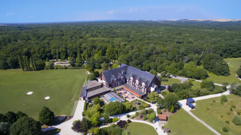 Domaine de la Forêt d'Orient, Logis Hôtel, Restaurant, Spa et Golf - Image 1