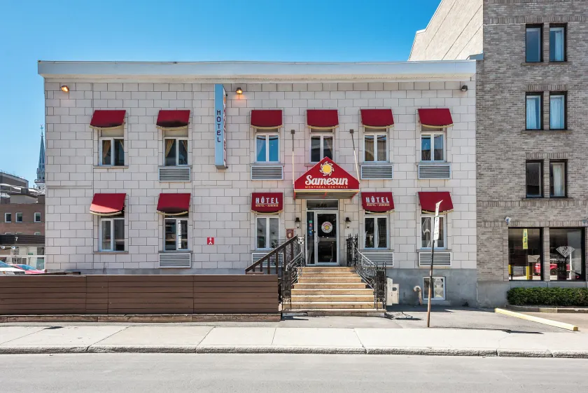 Samesun Montreal Hotel & Hostel - Image 1