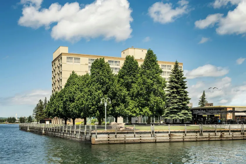 Delta Hotels by Marriott Sault Ste. Marie Waterfront - Image 1