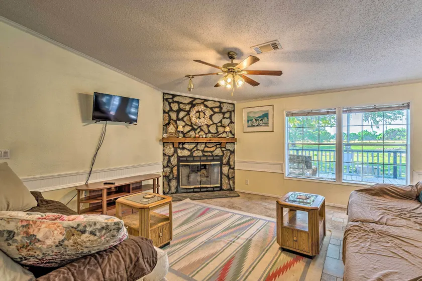 Family-friendly Home w/ Deck by Rainbow Springs! - Interiør