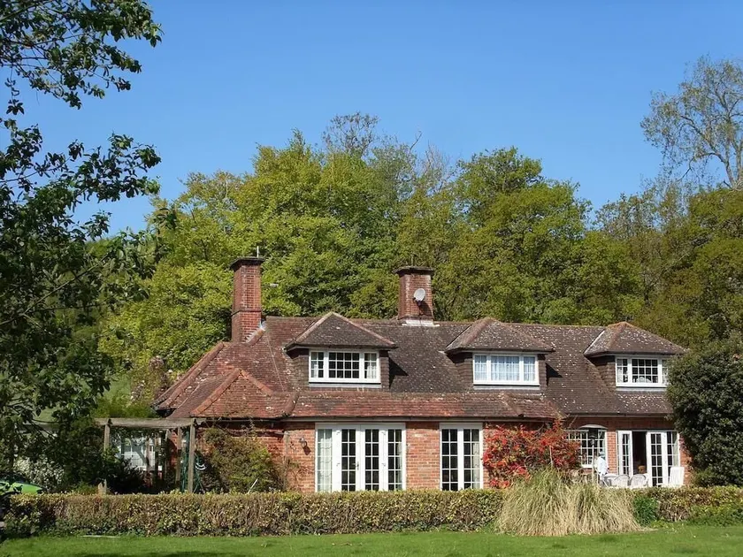 Grandwood House Lodges - Image 1