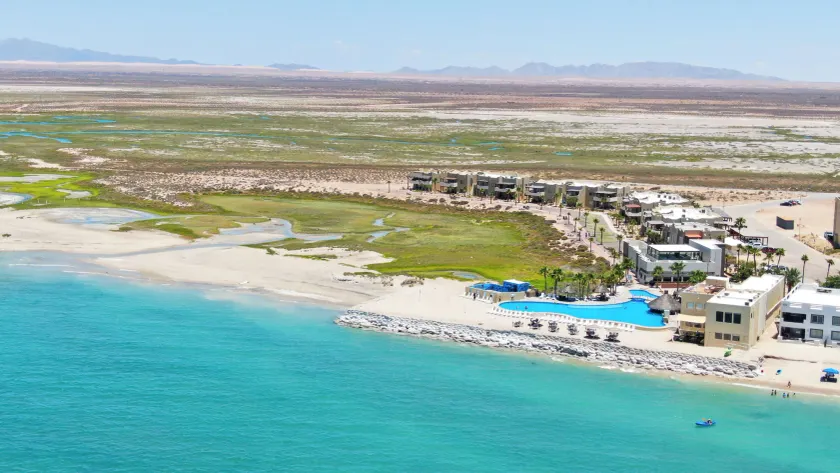 Laguna Shores Resort - Image 1