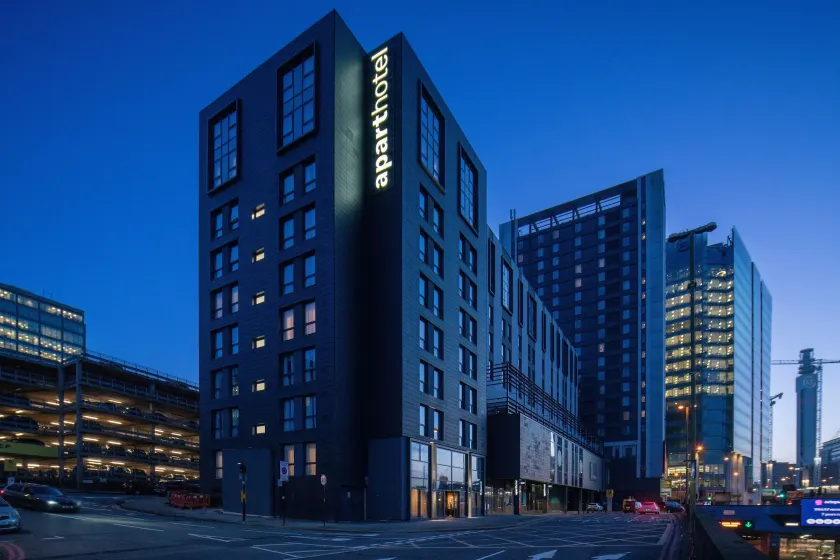 Aparthotel Birmingham - Image 1