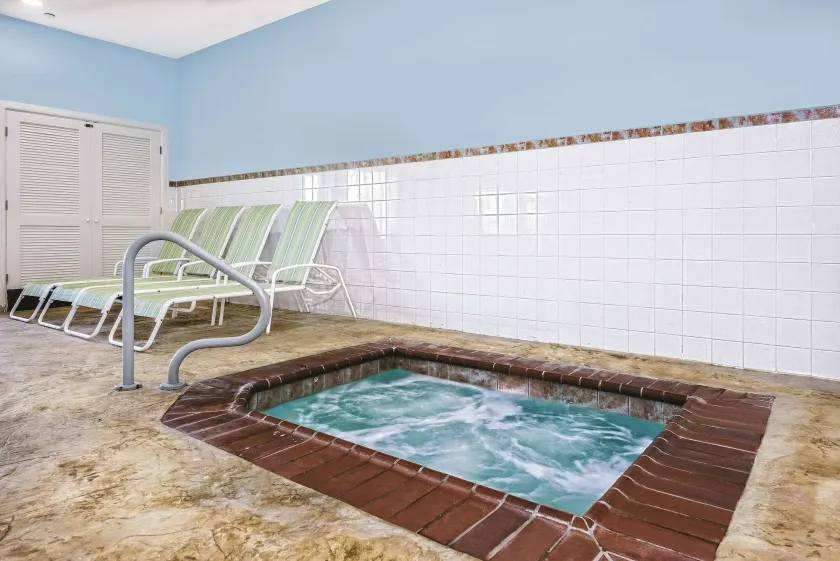 La Quinta by Wyndham Austin - Cedar Park - Image 1