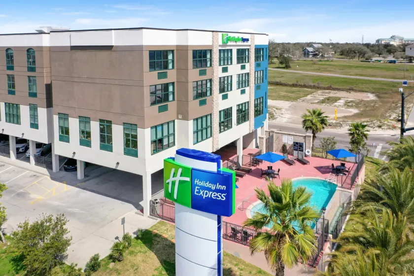 Holiday Inn Express - Gulfport Beach by IHG - Image 1