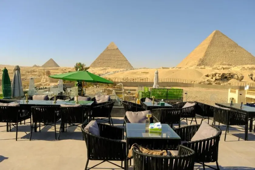 Pyramids Height Hotel - Retreat Corner - Image 1