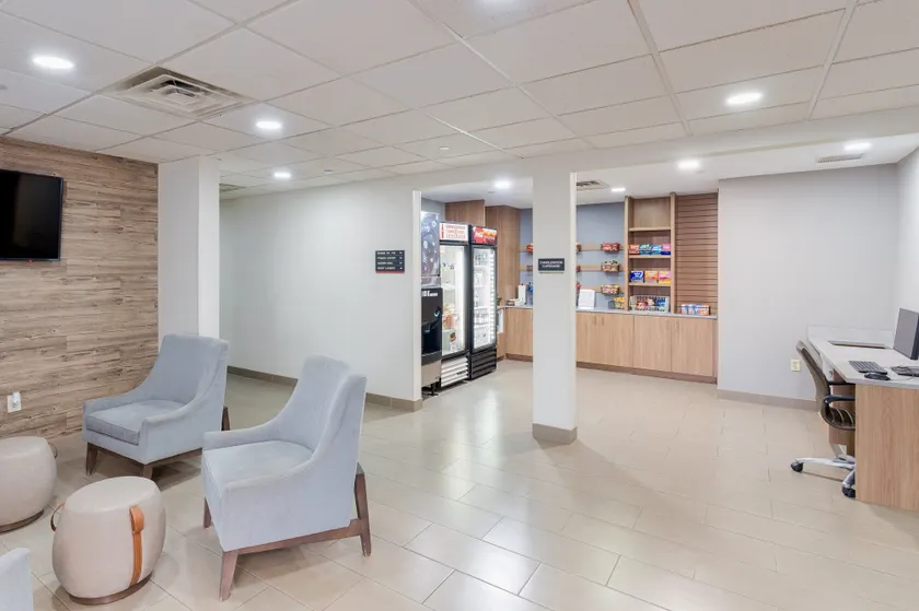 Candlewood Suites Oklahoma City-Moore by IHG - Sitteområde i lobbyen
