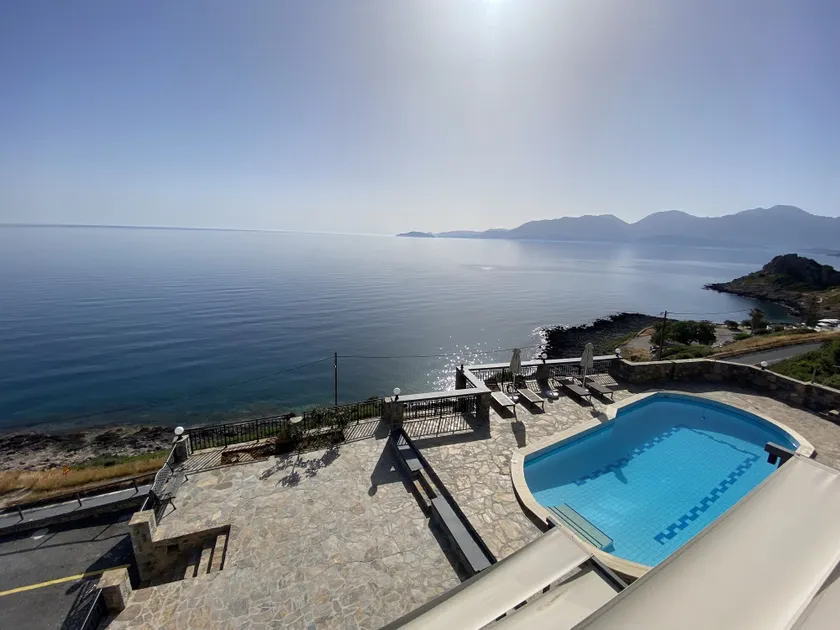 Ostria Apartments - Image 1