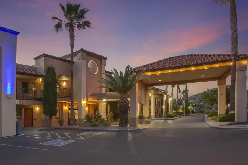 Best Western Copper Hills Inn - Image 1