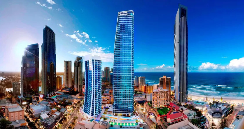 Hilton Surfers Paradise Hotel & Residences - Image 1