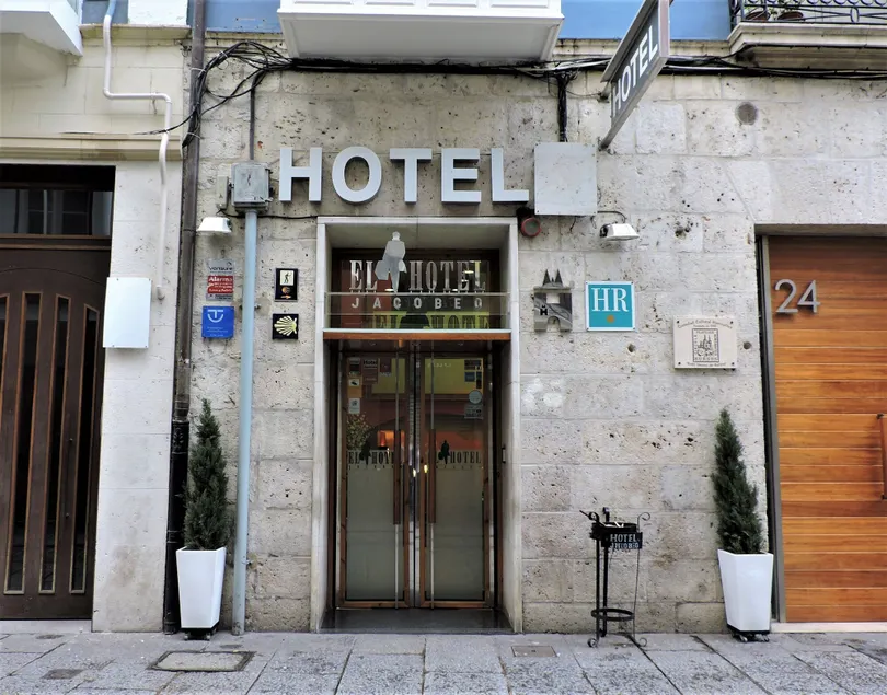 Hotel Jacobeo - Image 1