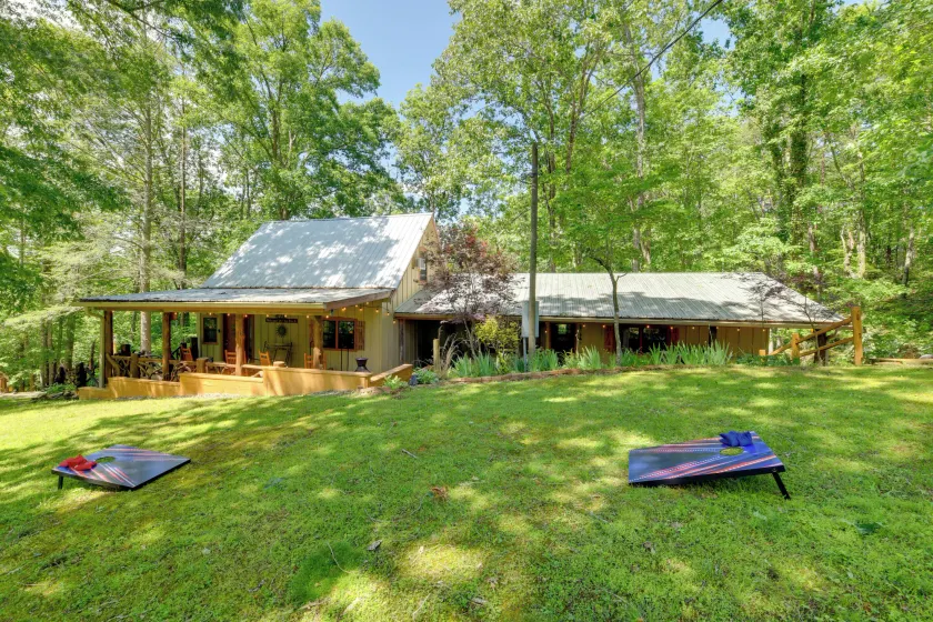 Fire Pit + Yard Games: Cosby Cabin Hideaway! - Image 1