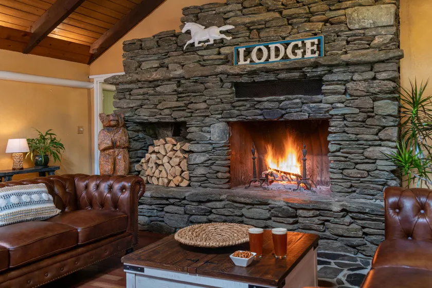 White Horse Lodge - Image 1