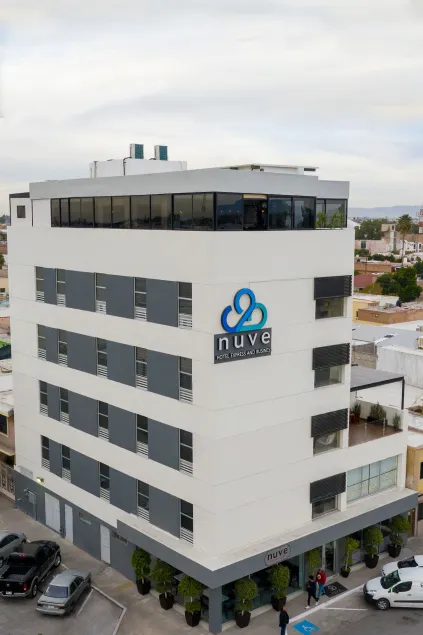 Hotel Nuve Torreón - Image 1