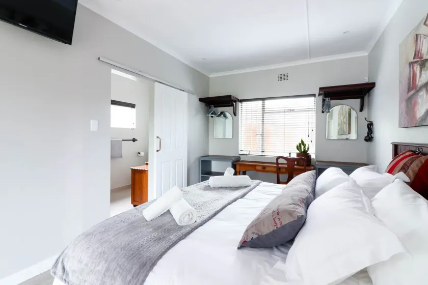 Arbour1 Guesthouse - Image 1