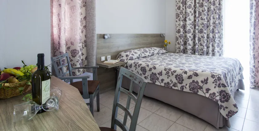 Potidea Golden Beach Hotel - Image 1