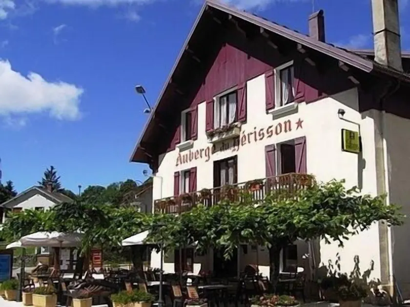 Auberge du Hérisson - Image 1