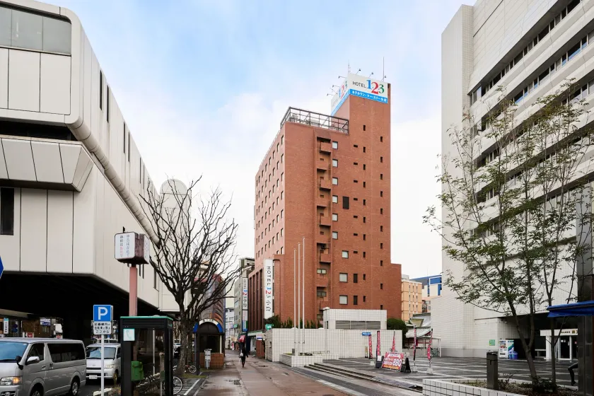 Hotel 1-2-3 Kokura - Image 1