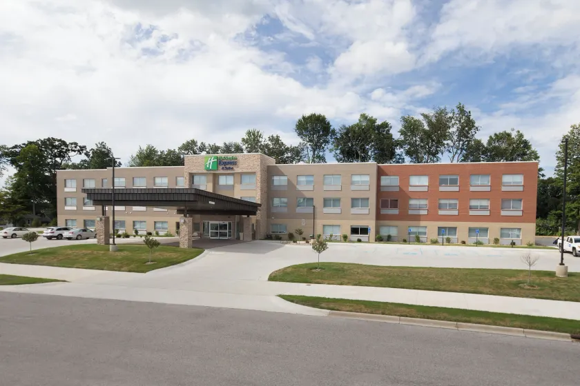 Holiday Inn Express & Suites La Porte by IHG - Image 1
