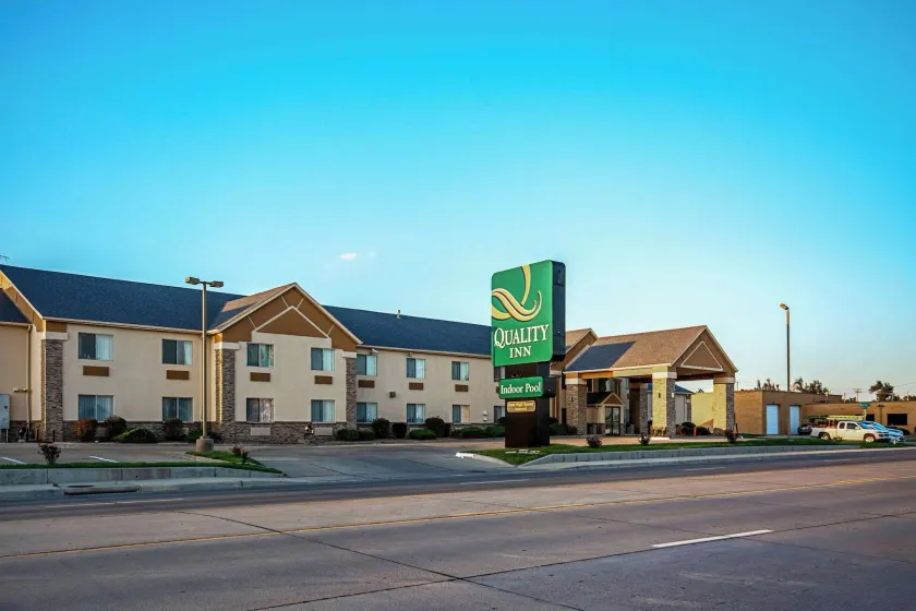 Quality Inn Dodge City - Image 1