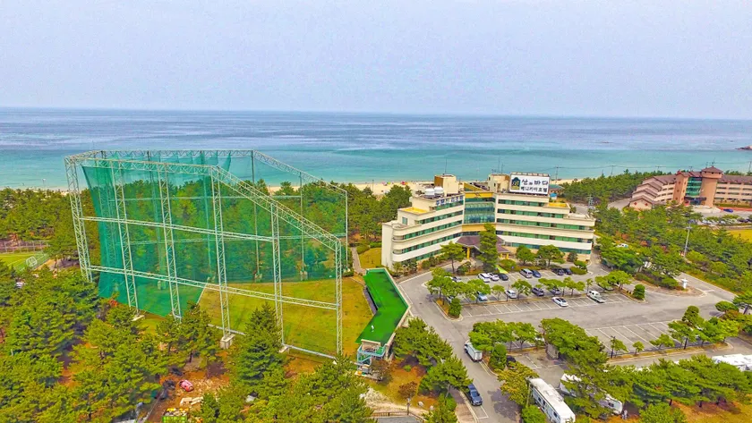 BENIKEA San&Bada Jumunjin Resort - Image 1