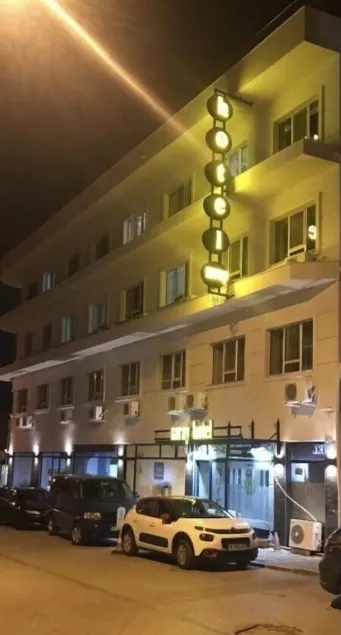 Saray Hotel - Image 1