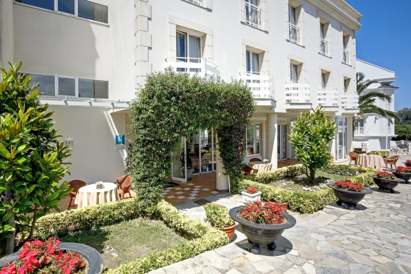 Hotel Suances - Image 1