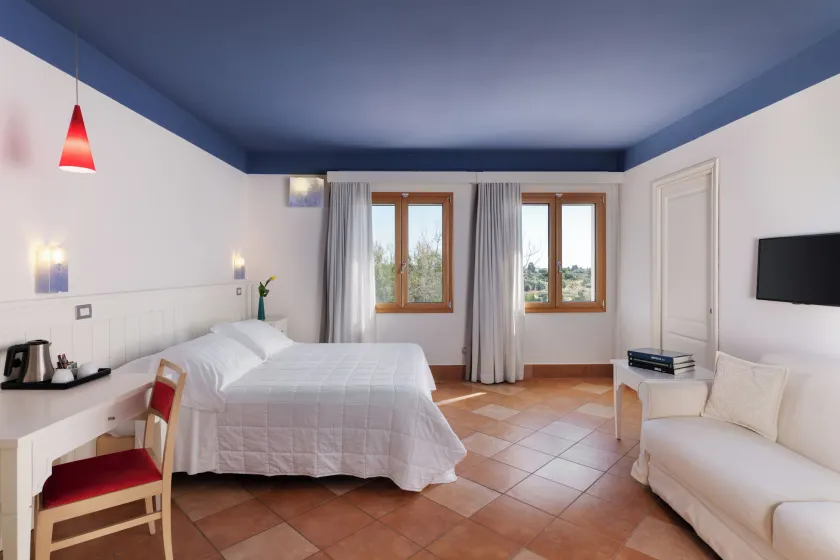 Marin Hotel - Image 1