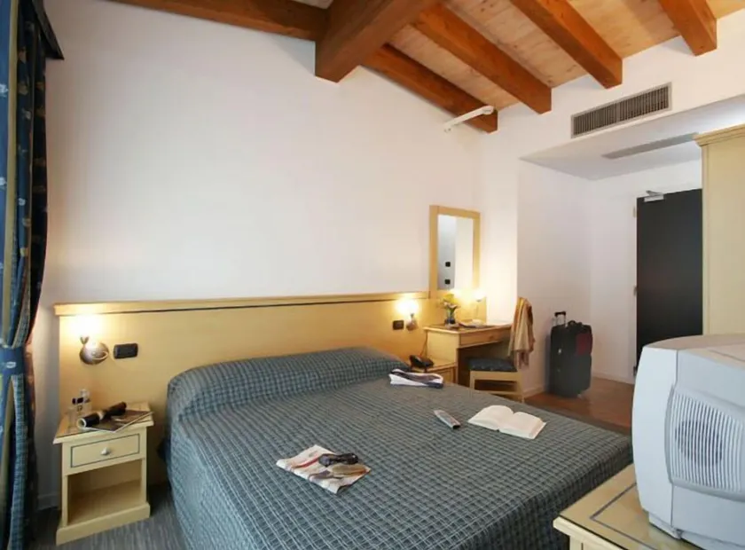 Hotel Mary - Image 1