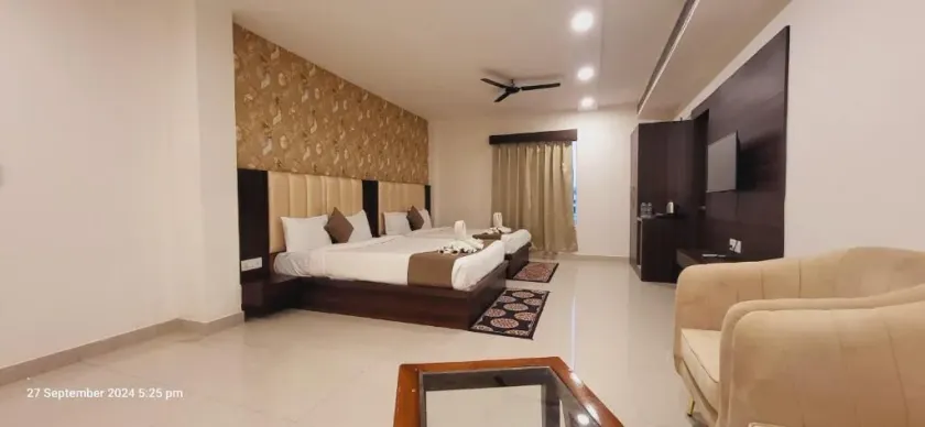 Neelkanth Hotel - Room
