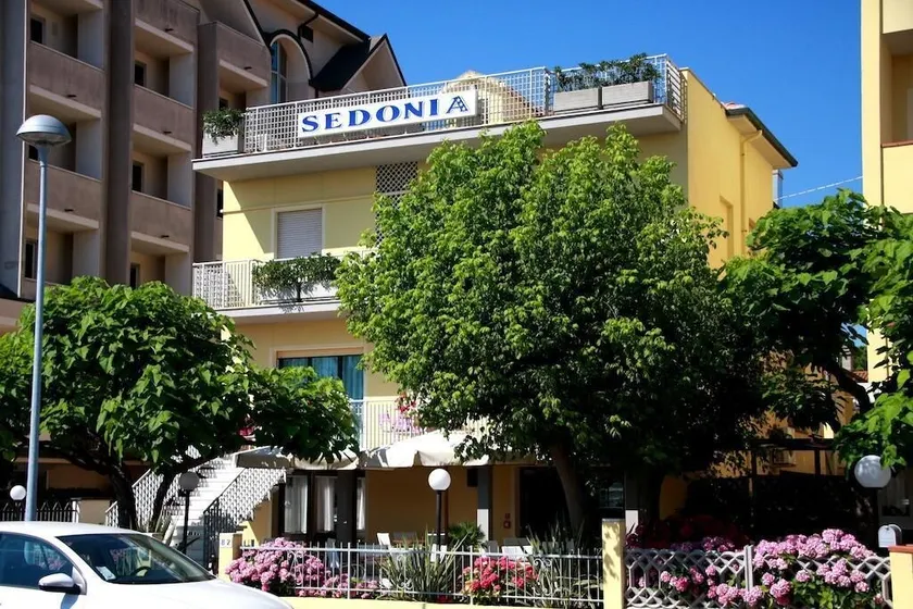 Hotel Sedonia - Image 1