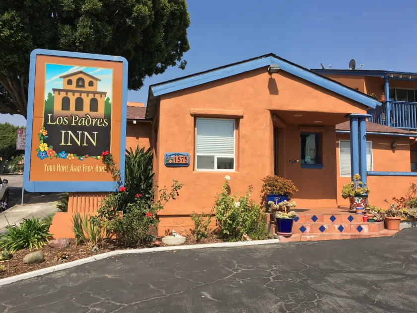 Los Padres Inn - Image 1